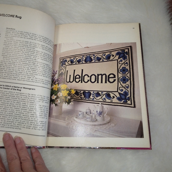 BOOK Better Homes and Gardens Needlepoint, c. 1978 - Picture 4 of 8